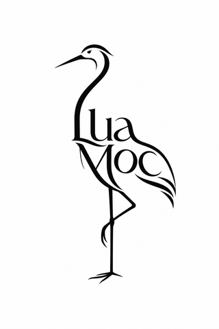Logo con hạc Lua Moc kiểu typography tối giản
